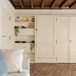 iFlat Navona Bright Studio